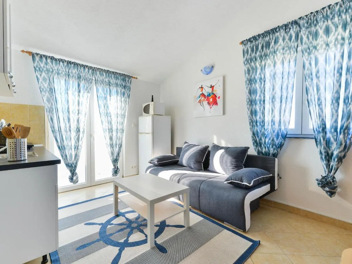 Apartment Jadran - Nin121 By Interhome