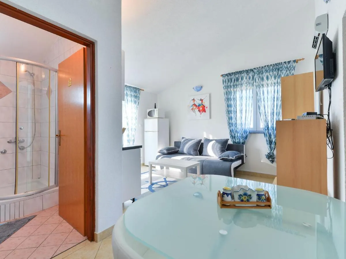 Apartment Jadran - Nin121 By Interhome