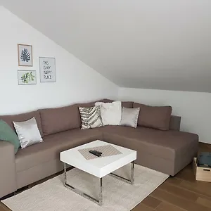 https://ivana-trogir.hotels-in-trogir.com